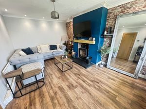 Lounge- click for photo gallery